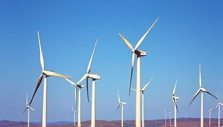 Datang Huayin Electric Power Surges Amid Green Energy Boom Despite Market Downturn