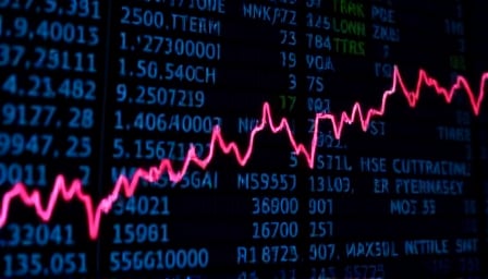 RocketX Exchange: A Tale of Volatility and Investor Caution in the Crypto Market