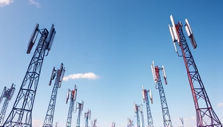 United States Cellular Corp Anticipates Strong Earnings Boost in Upcoming Financial Release