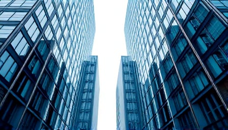 Vantone Neo: Navigating Volatility with Strategic Diversification in China's Real Estate Sector